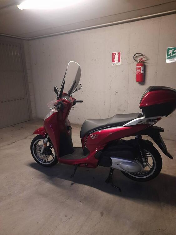 Honda SH 300 i Sport ABS (2018 - 20) (3)