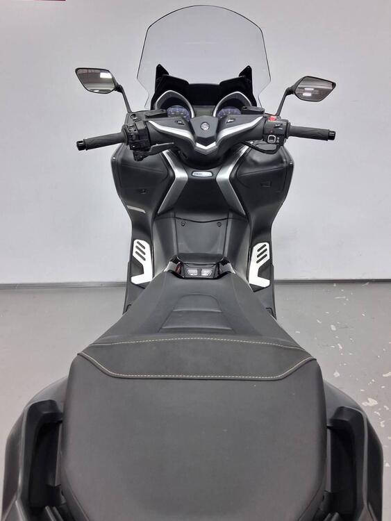 Yamaha T-Max 530 (2017 - 19) (4)