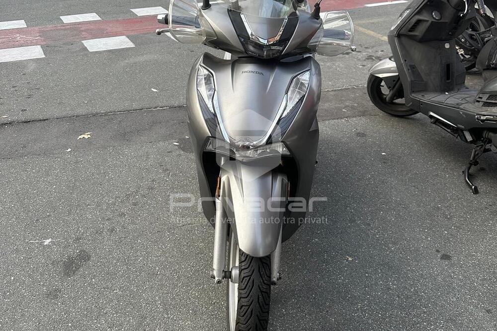 Honda SH 350 (2021 - 24) (2)