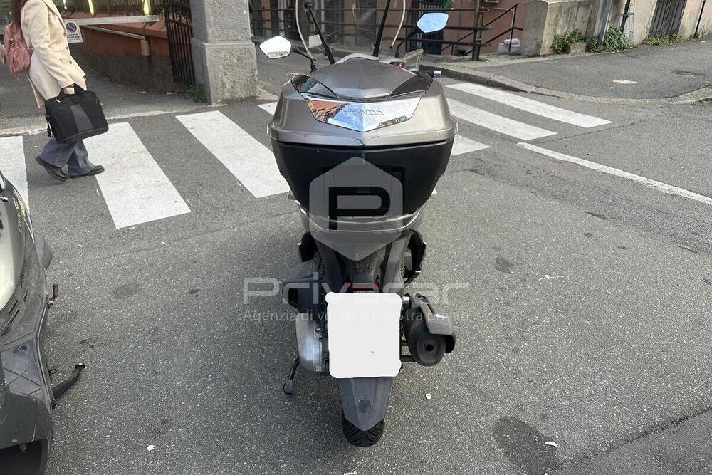 Honda SH 350 (2021 - 24) (5)