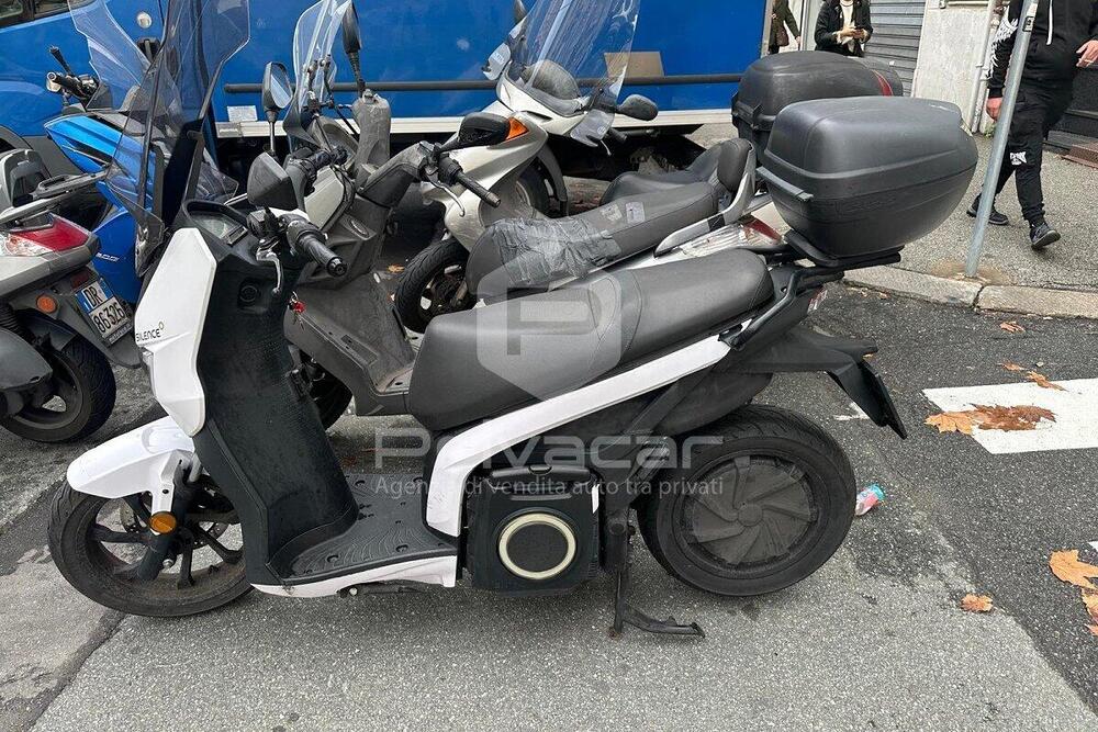 Silence S01 L3e (2021 - 25) (5)