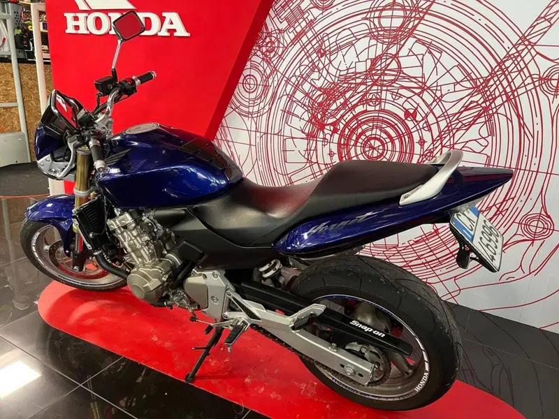 Honda Hornet 600 (2005 - 06) (6)