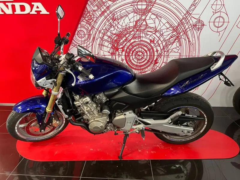 Honda Hornet 600 (2005 - 06) (8)