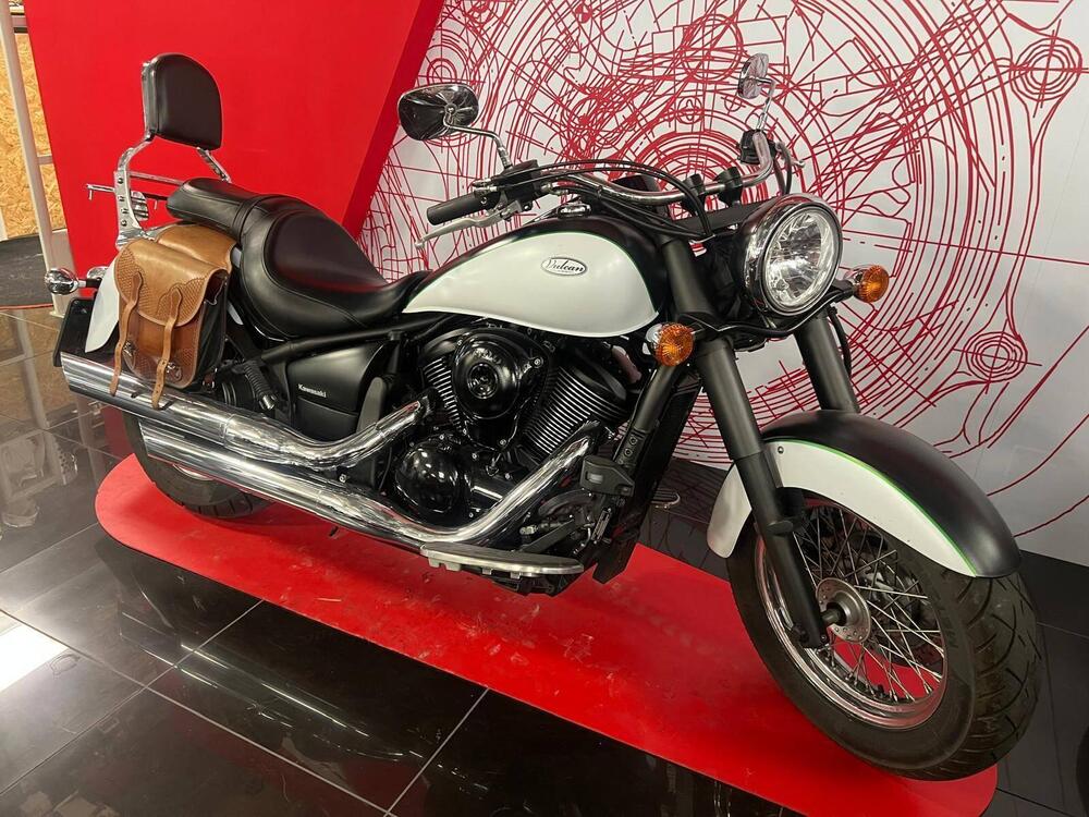 Kawasaki Vulcan VN 900 Classic (2011 - 16) (3)