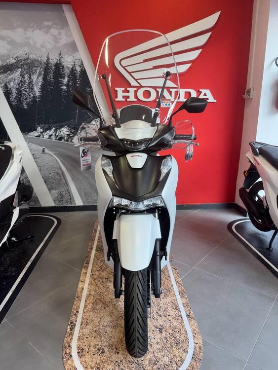 Honda SH 125i Sport (2024 - 25) (3)