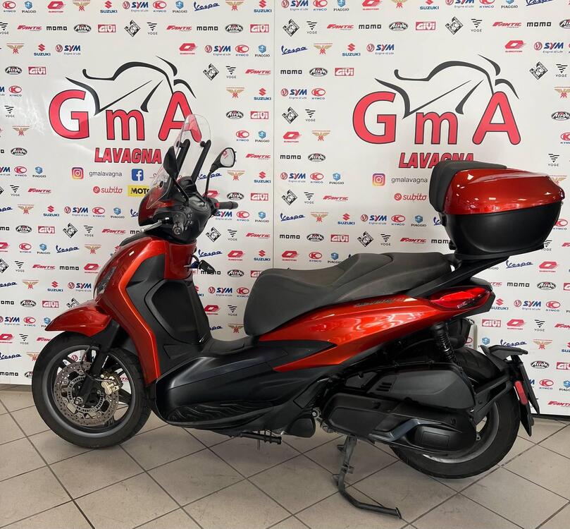Piaggio Beverly 400 S ABS-ASR (2021 - 24) (2)