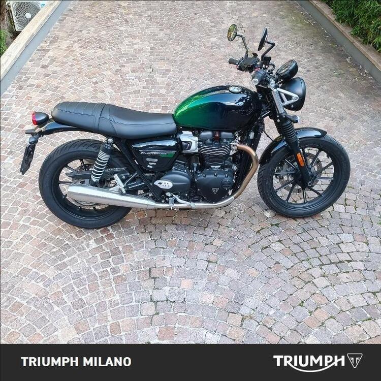 Triumph Speed Twin 900 Stealth Edition (2024)