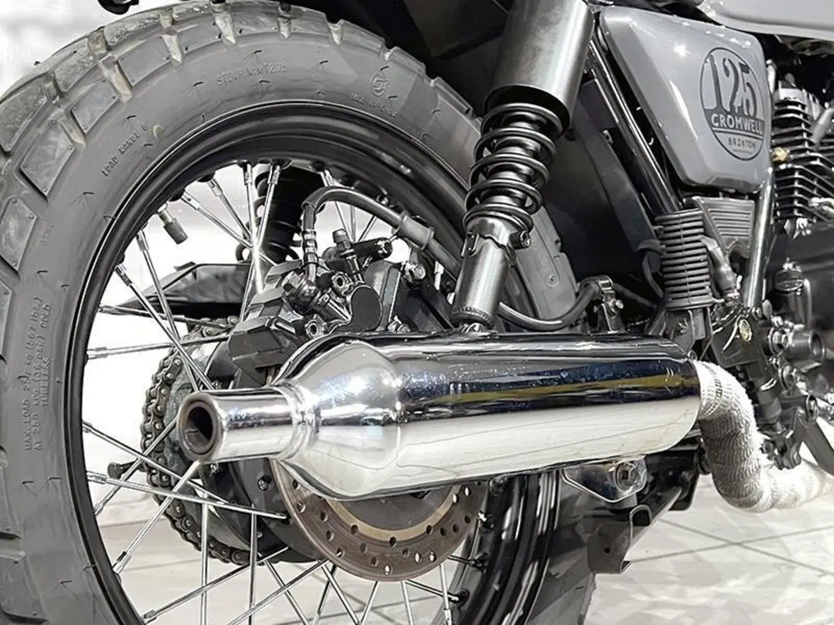 Brixton Motorcycles Cromwell 125 CBS (2021 - 26) (3)