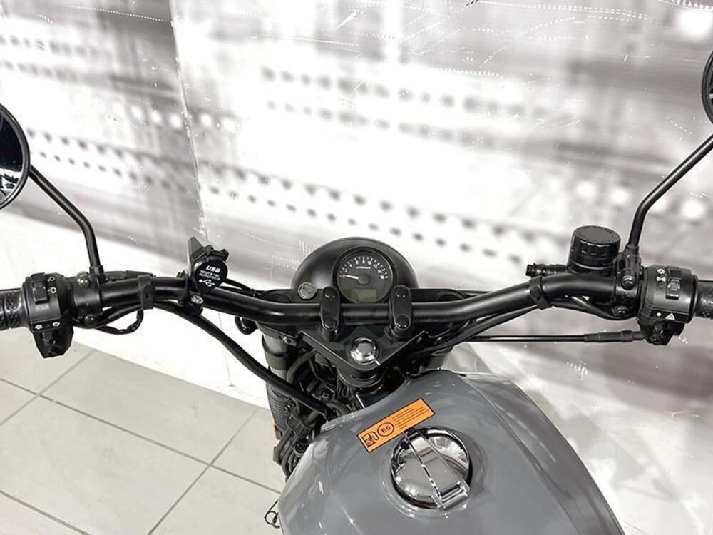 Brixton Motorcycles Cromwell 125 CBS (2021 - 25) (5)