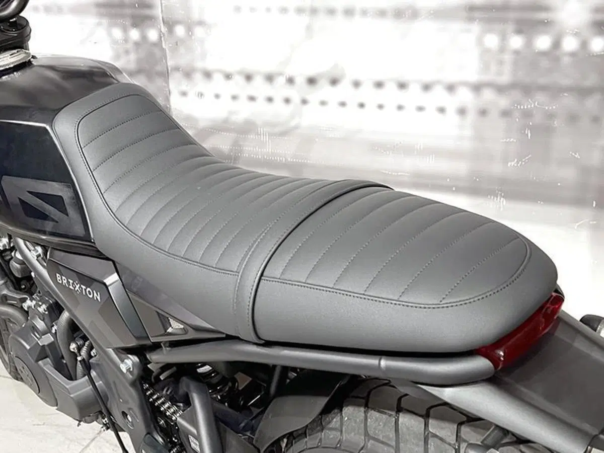 Brixton Motorcycles Crossfire 500 X (2021 - 26) (4)