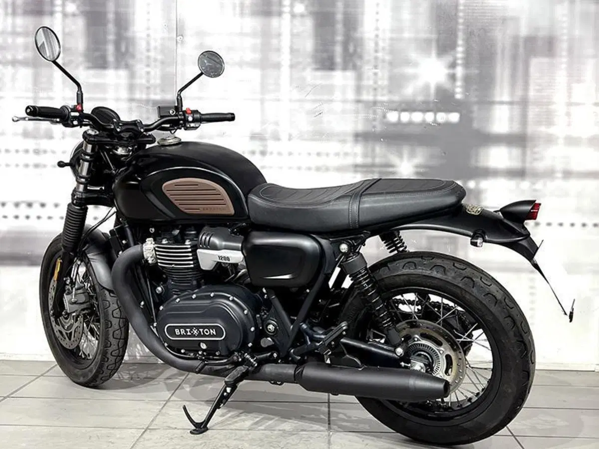 Brixton Motorcycles Cromwell 1200 (2022 - 26) (2)