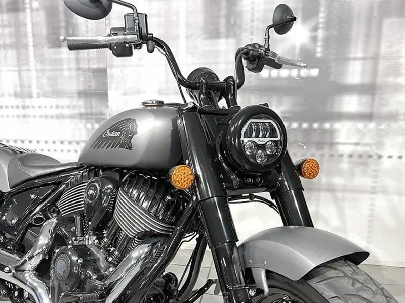 Indian Chief 1890 Bobber Dark Horse (2021 - 26) (3)