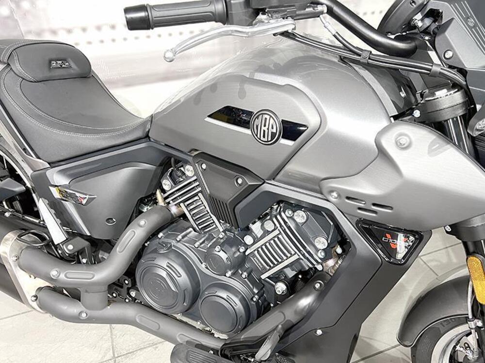 MBP C1002V (2023 - 24) (4)