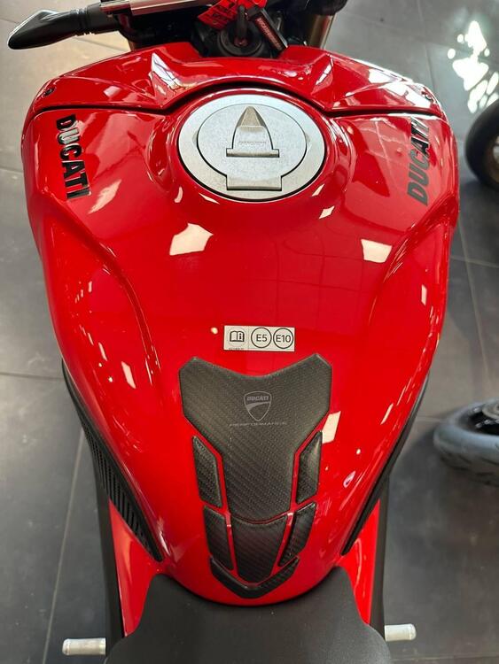 Ducati Streetfighter V4 S (2023 - 24) (4)