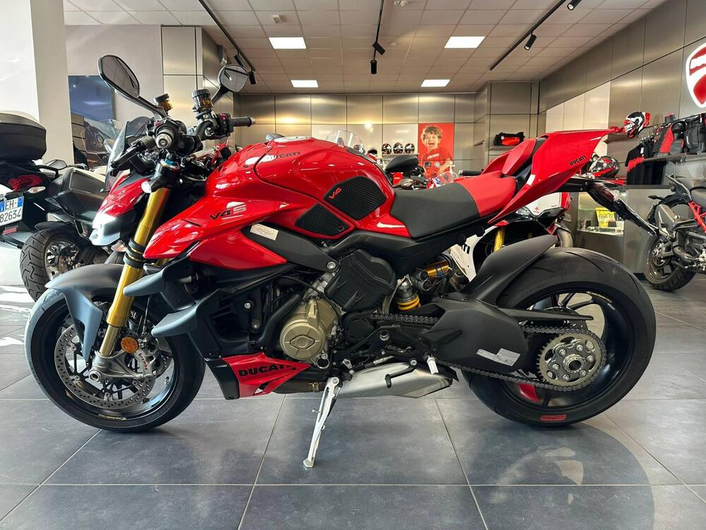 Ducati Streetfighter V4 S (2023 - 24) (2)