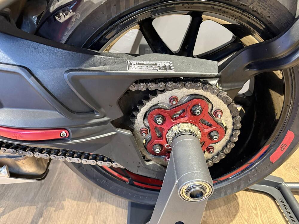 MV Agusta Brutale 1000 RR (2021 - 25) (5)