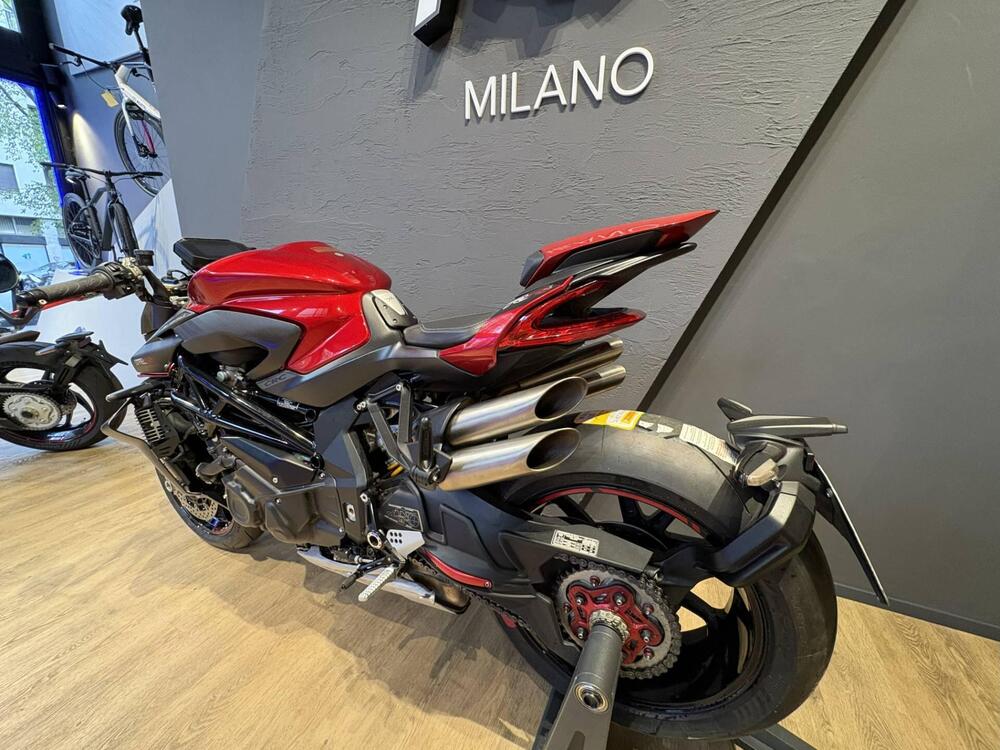 MV Agusta Brutale 1000 RR (2021 - 25) (3)