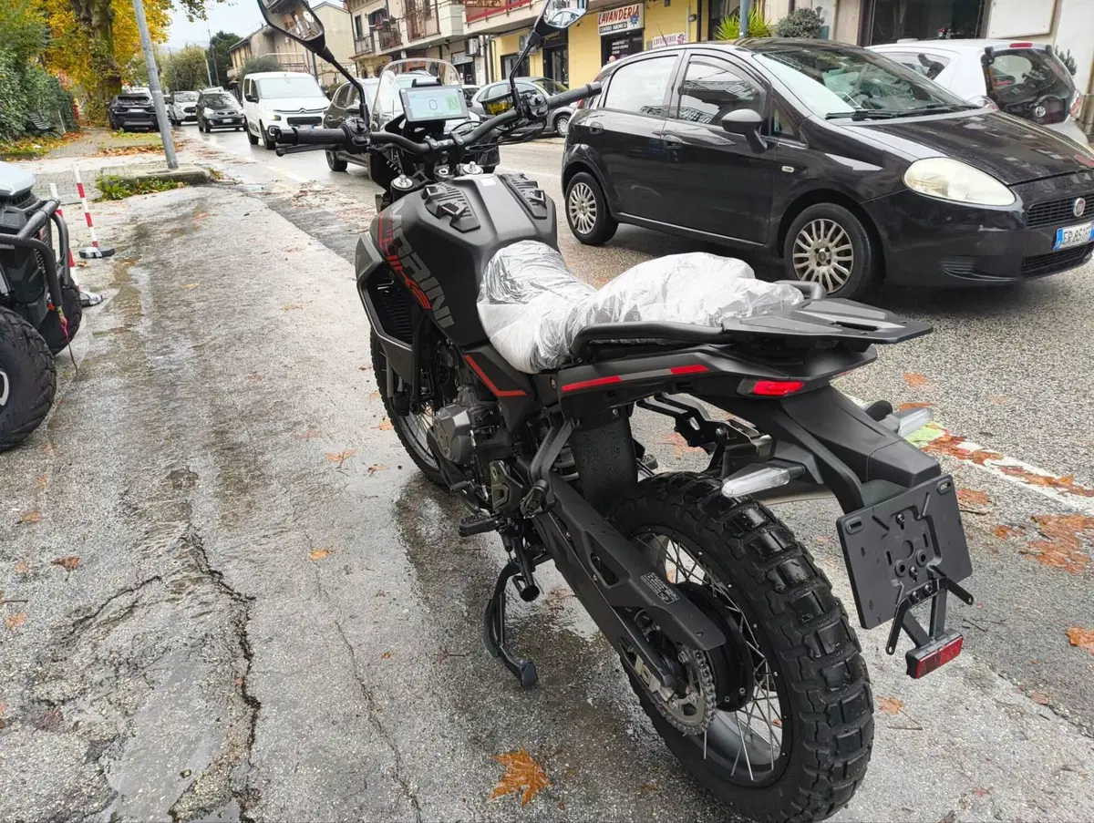 Moto Morini Allthrike 450 (2025 - 26) (4)