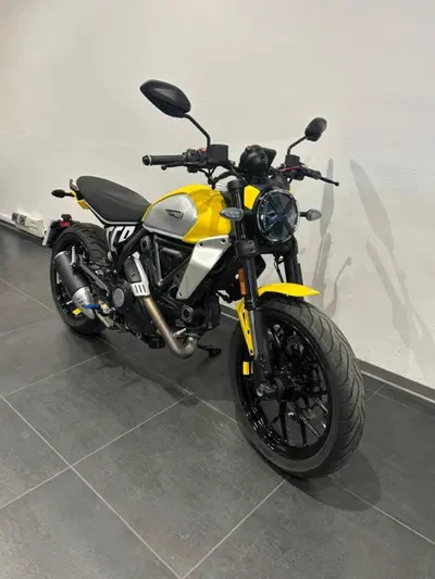 Ducati Scrambler 800 Icon (2023 - 24) usata