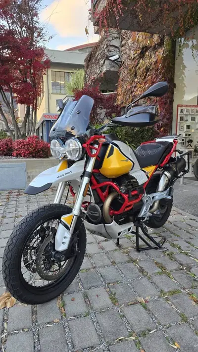 Moto Guzzi V85 TT Evocative Graphics (2019 - 20) usata