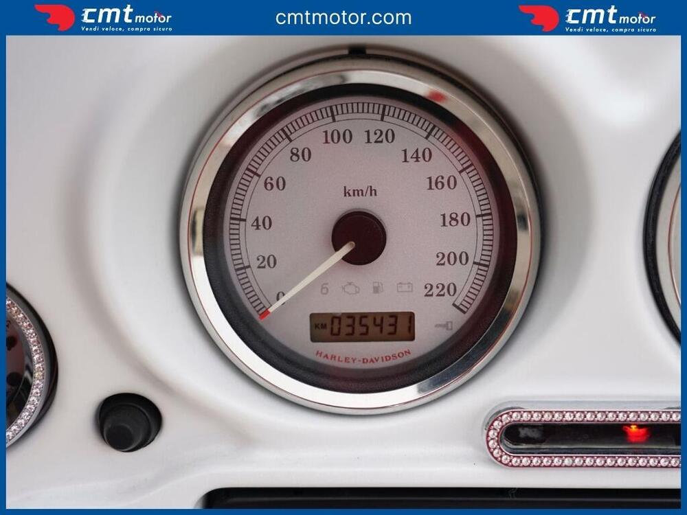 Harley-Davidson 1690 Street Glide (2011 - 13) - FLHX (2)