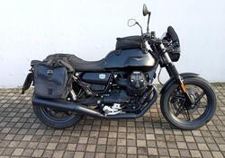 Moto Guzzi V7 Stone (2021 - 24) usata