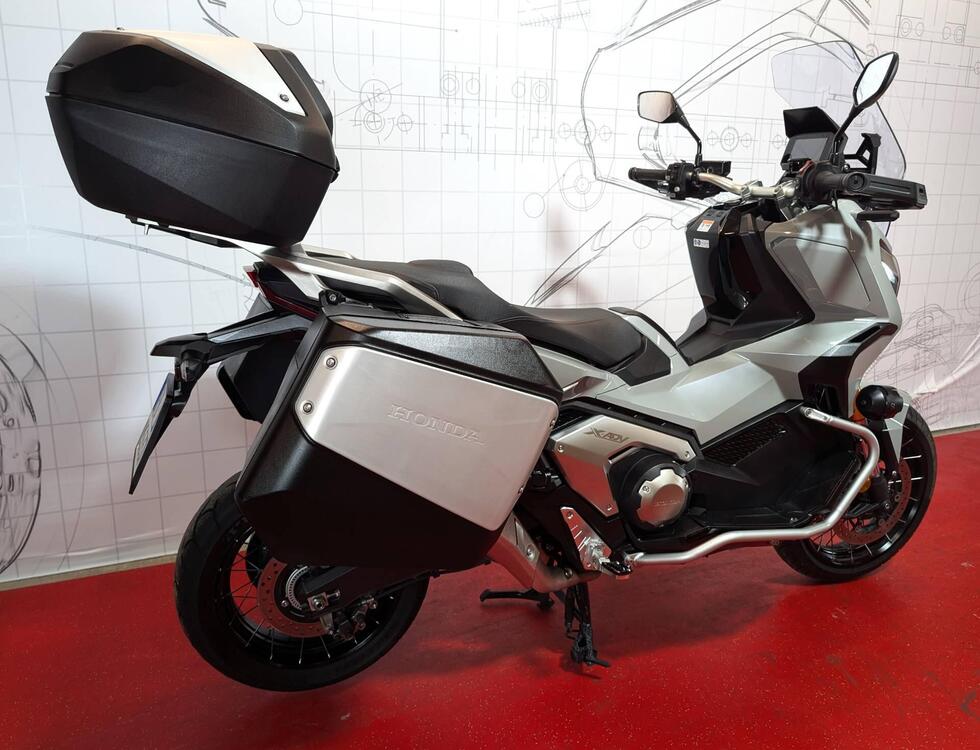 Honda X-ADV 750 DCT Travel (2021 - 24) (3)