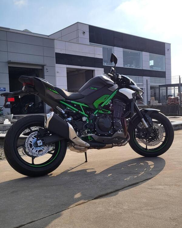 Kawasaki Z 900 A2 (2025 - 26) (2)
