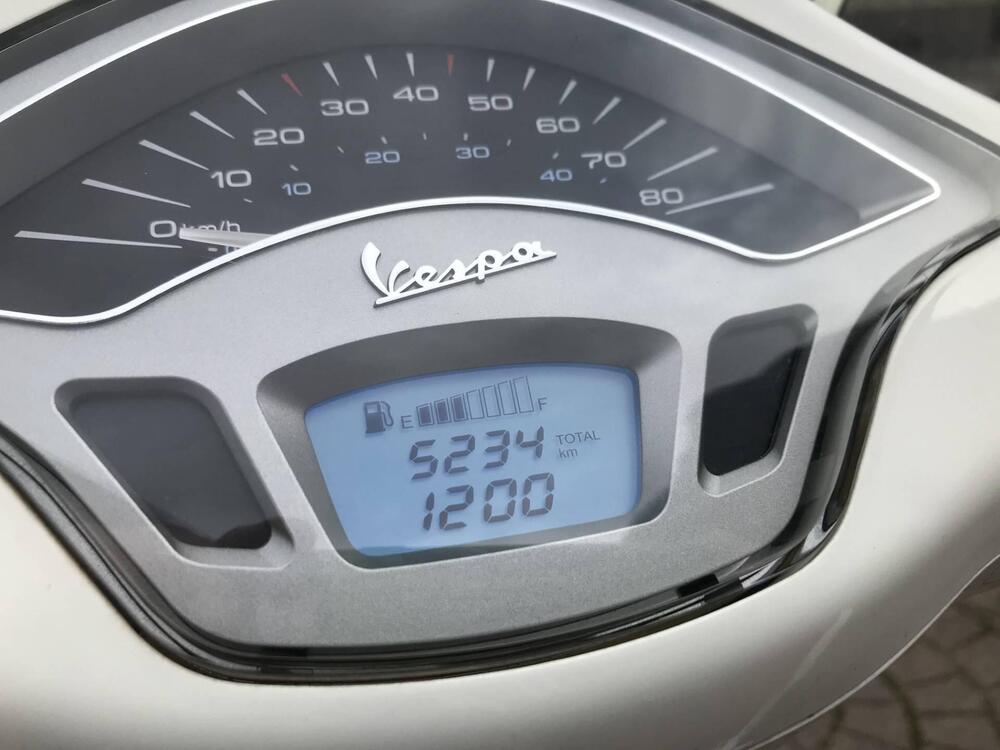 Vespa Primavera 50 4T (2014 - 17) (3)