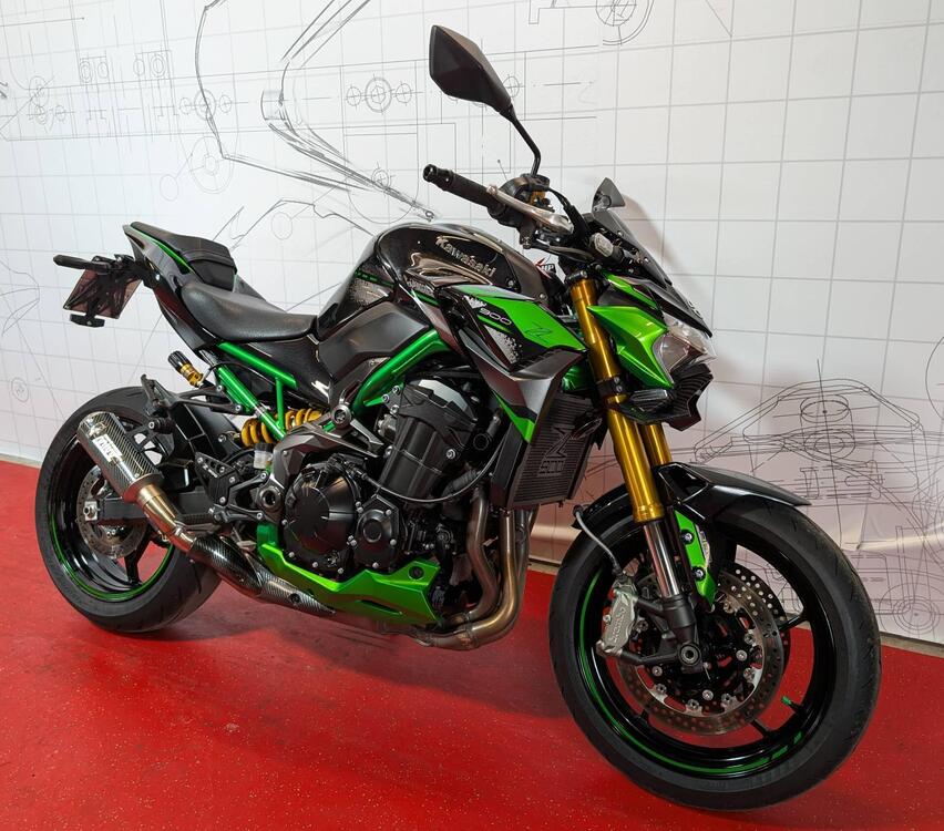 Kawasaki Z 900 SE (2022 - 24) (2)