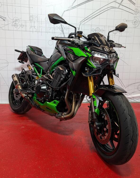 Kawasaki Z 900 SE (2022 - 24) (4)