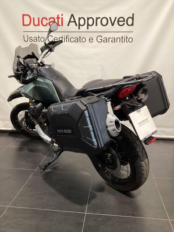 Moto Guzzi V85 TT (2021 - 23) (4)