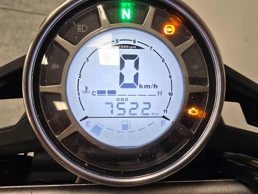 Swm Varez 125 (2022 - 23) (5)