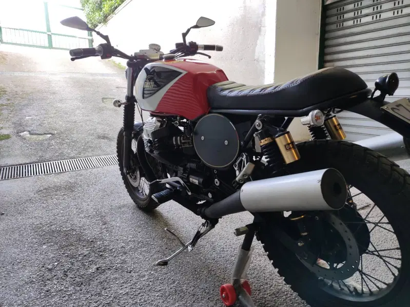 Moto Guzzi V50 (3)
