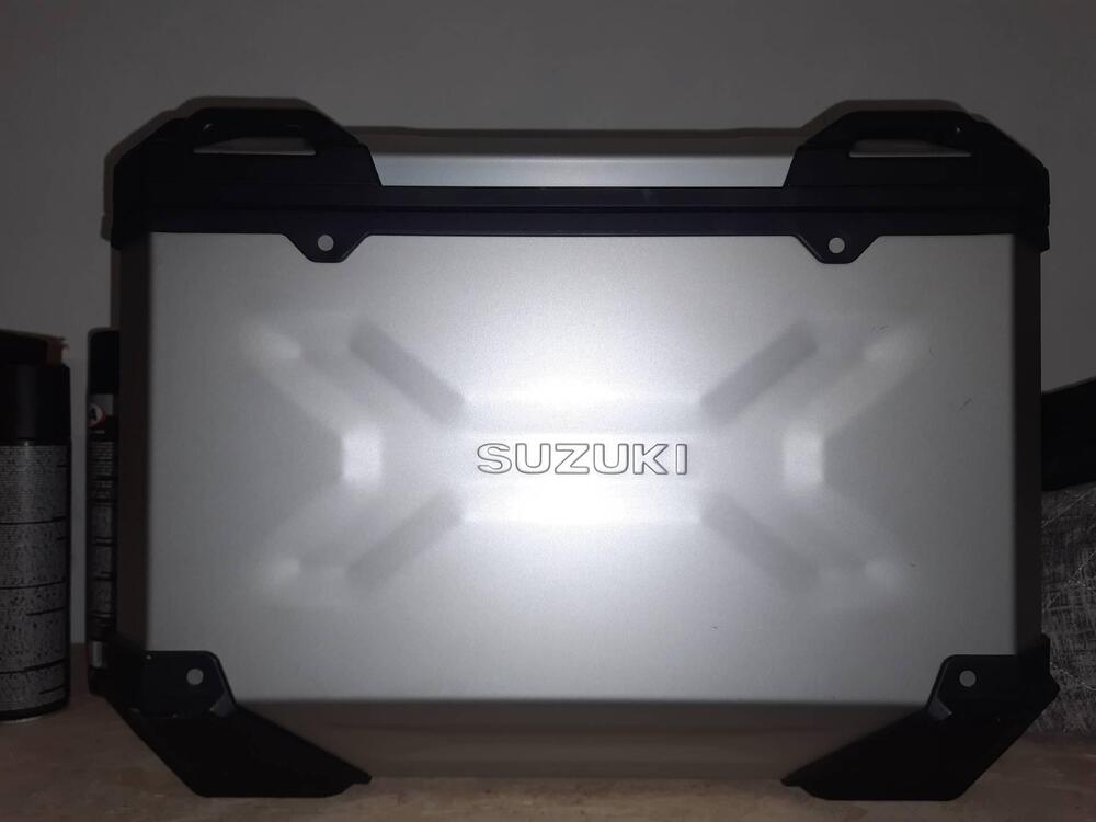 Borse laterali alluminio Suzuki (5)
