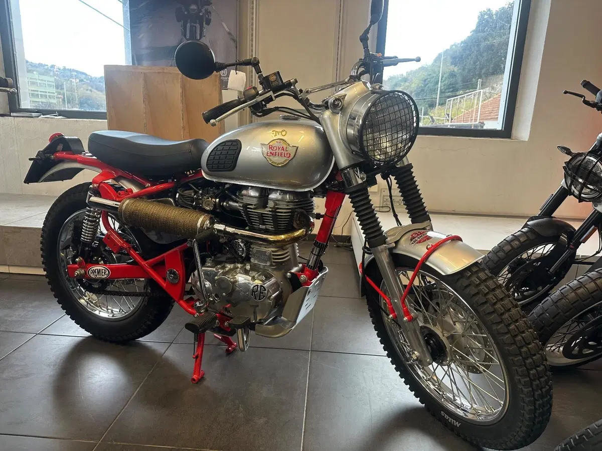 Royal Enfield Bullet 500 EFI Trials (2019 - 20) (2)