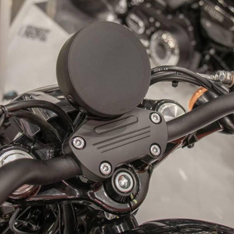 Swm Stormbreaker V1200 (2024 - 25) (5)