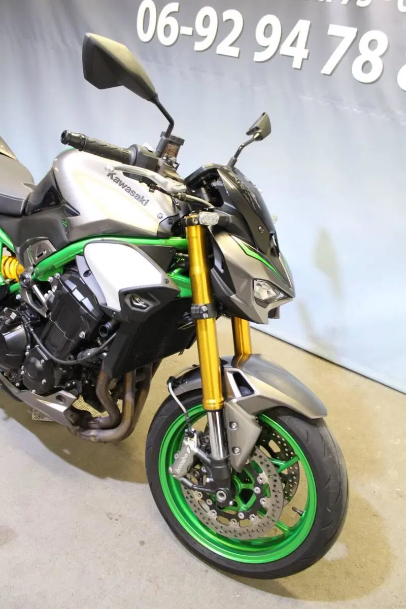 Kawasaki Z 900 SE (2025 - 26) (7)