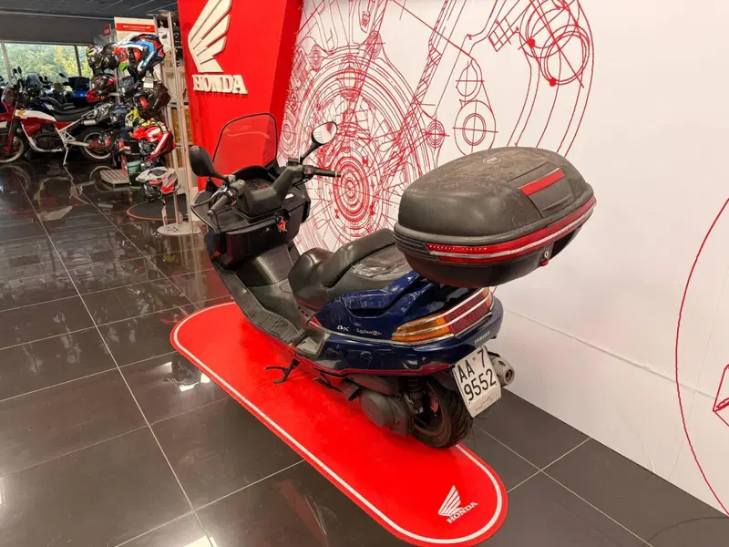 Yamaha Majesty 250 (1995 - 99) (2)