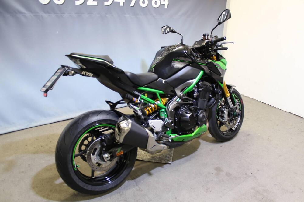 Kawasaki Z 900 SE (2022 - 24) (4)