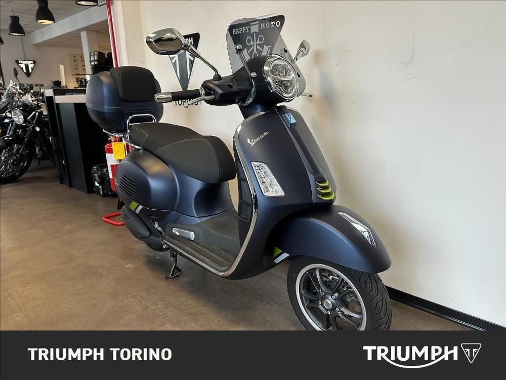 Vespa GTS 310 Super Tech (2025) (3)