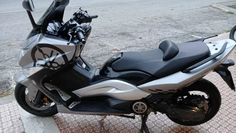 Yamaha T-Max 500 (2008 - 12) (2)