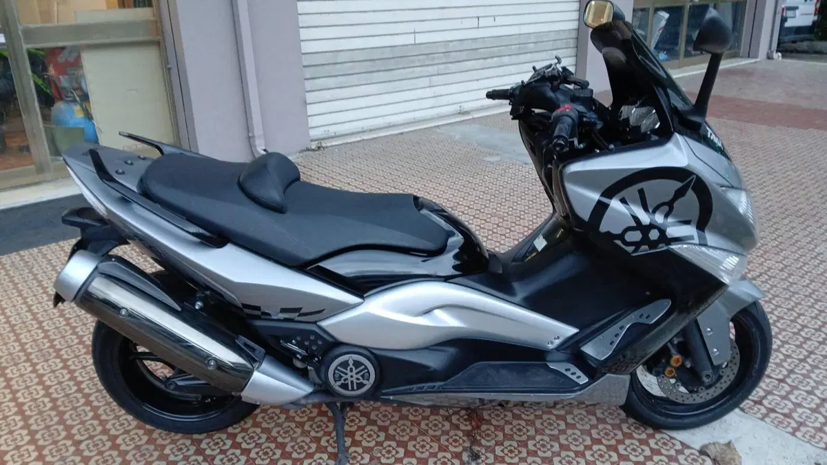 Yamaha T-Max 500 (2008 - 12) (3)