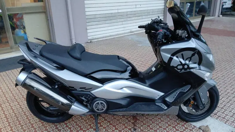 Yamaha T-Max 500 (2008 - 12) (3)