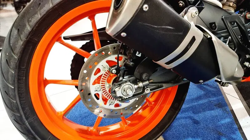 KTM RC 125 ABS (2017 - 20) (11)