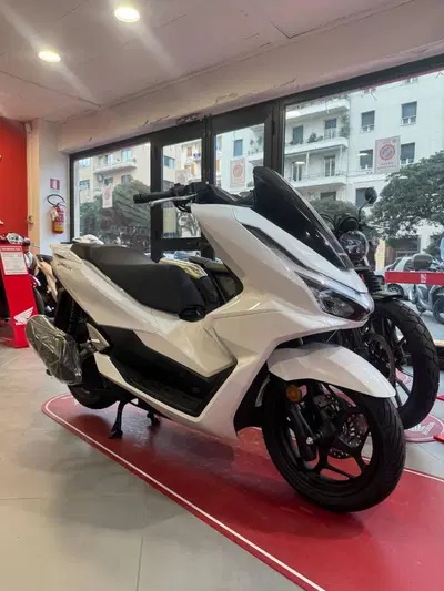 Honda PCX 125 (2025 - 26) nuova
