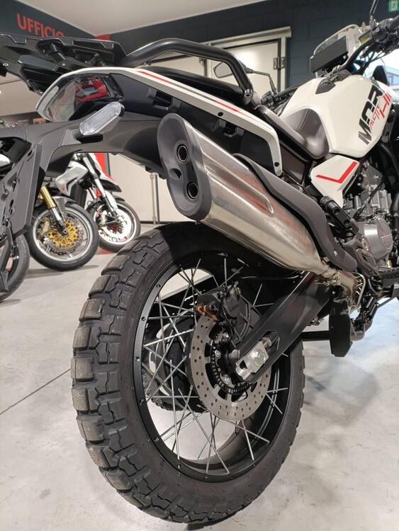 Moto Morini Allthrike 450 (2025) (2)