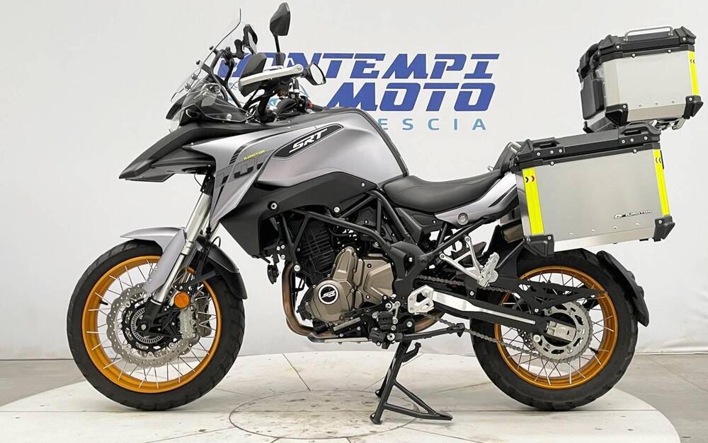 QJ Motor SRT 700 X (2024 - 25) (2)