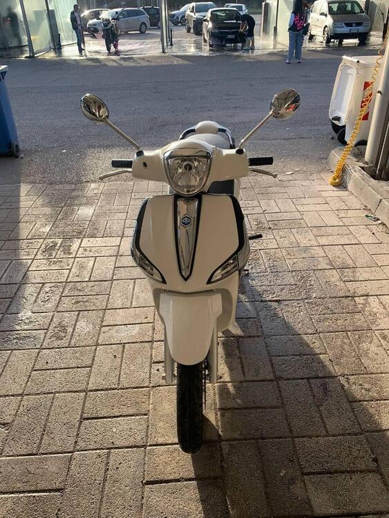 Piaggio Liberty 50 3V (2021 - 24) (2)