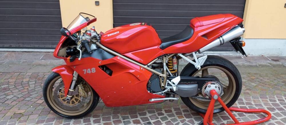 Ducati 748 S (2)